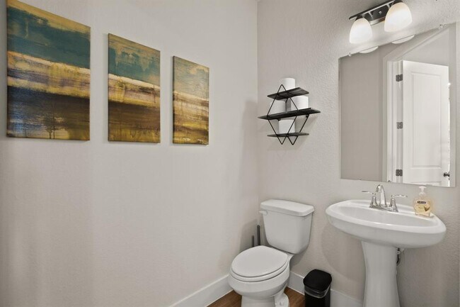 Building Photo - 8810 Bestride Bend