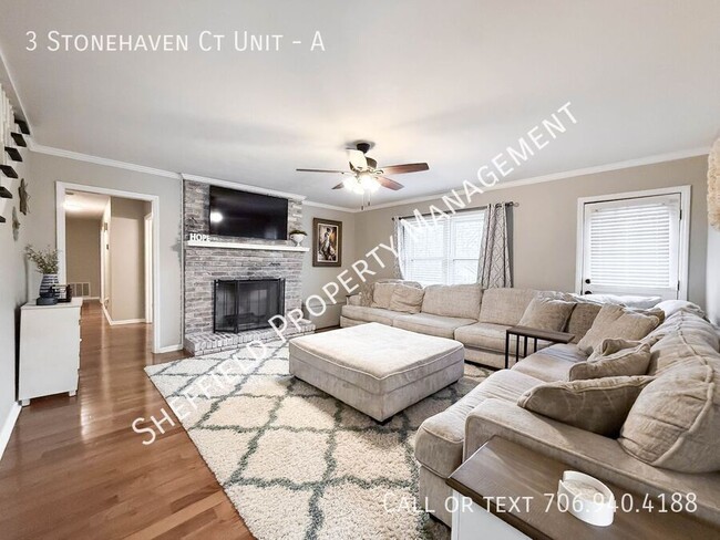 Building Photo - 3 Stonehaven Ct