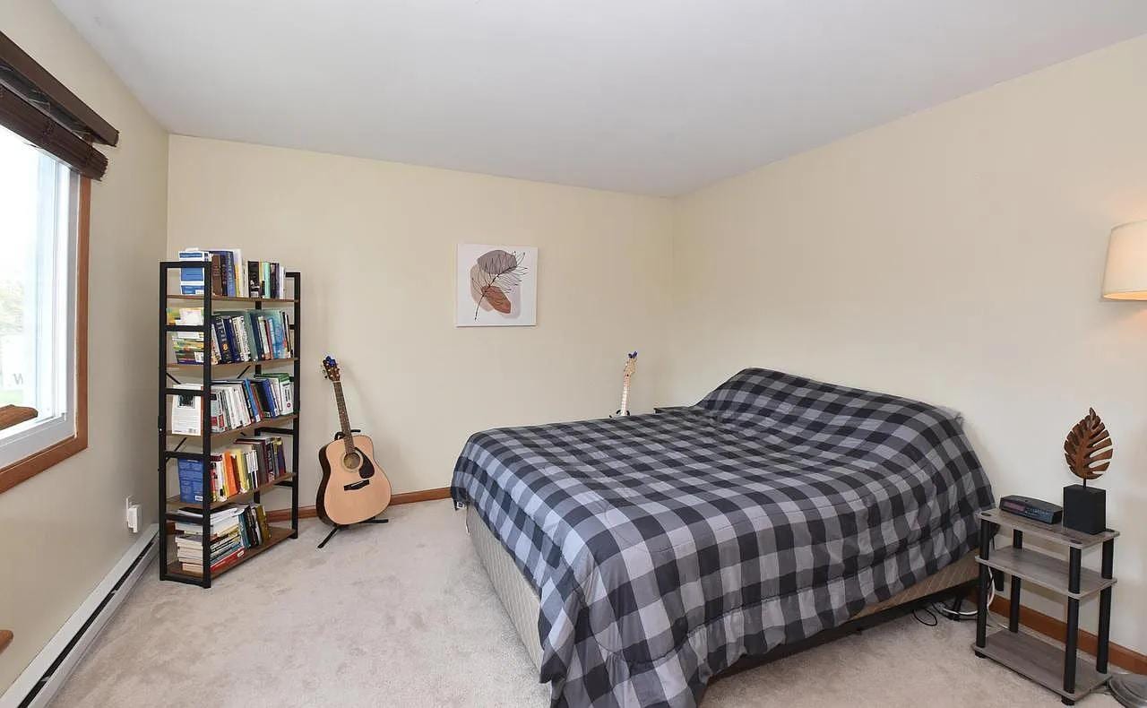 Building Photo - N114W17033 Armada Dr