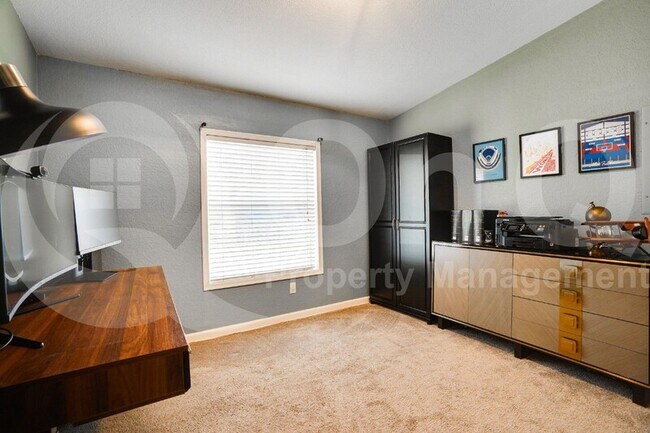 Building Photo - 5712 Hudson St