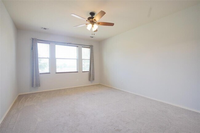 Building Photo - 11604 Falcon Trail Ct