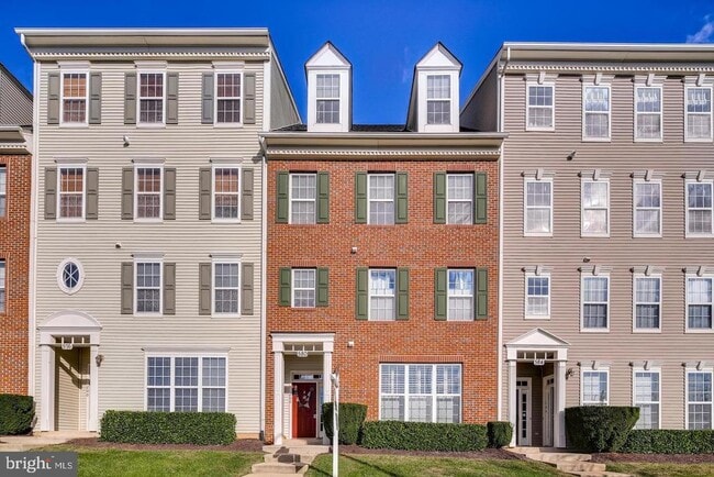 Primary Photo - 580 Orchard Ridge Dr
