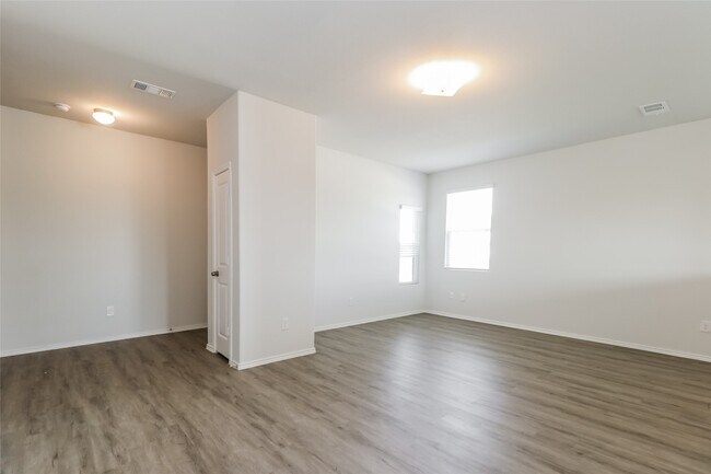 Building Photo - 21650 Mamba Wy