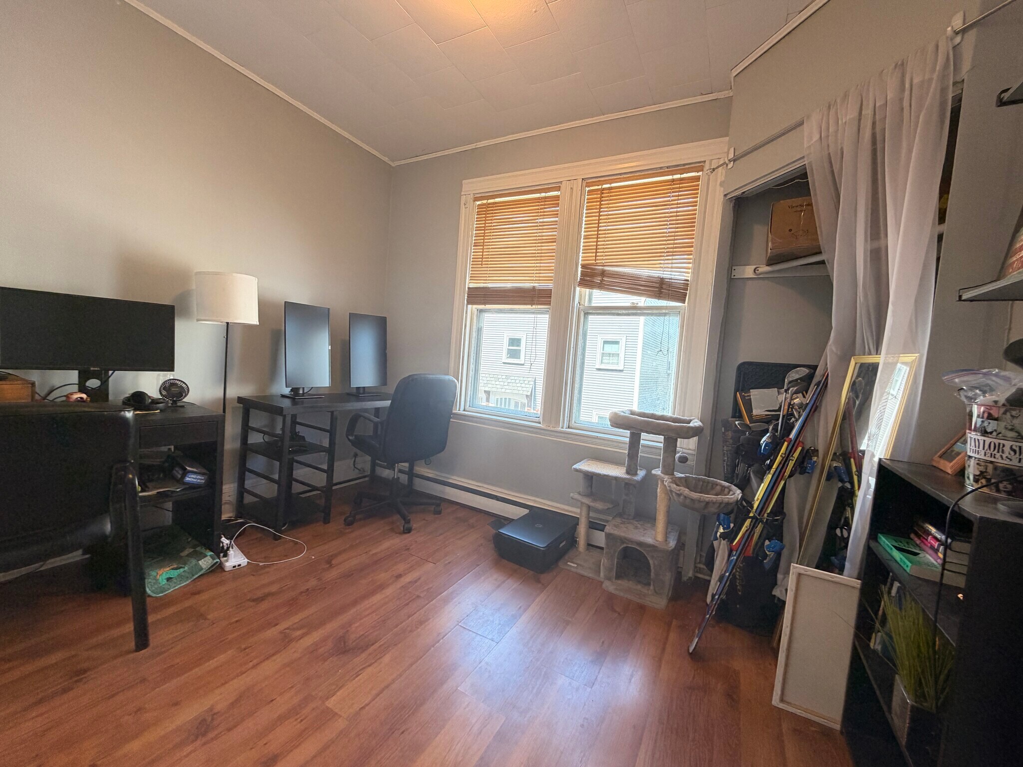 Building Photo - 18 Washburn St