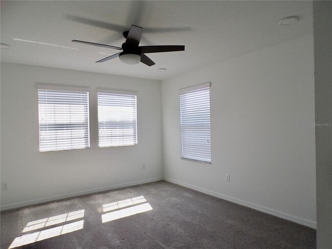 Building Photo - 33251 Sycamore Leaf Dr
