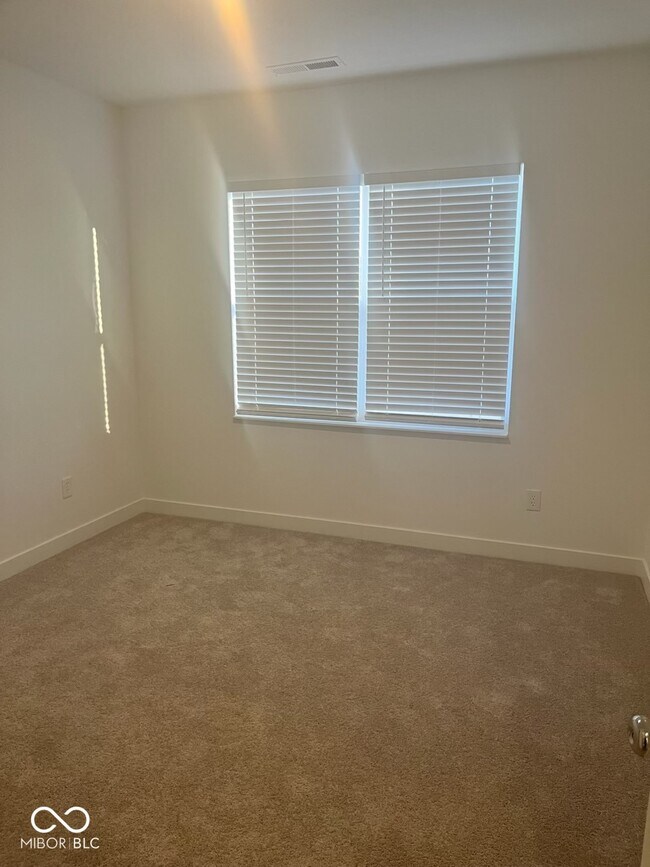 Building Photo - 10240 Samerton Ln