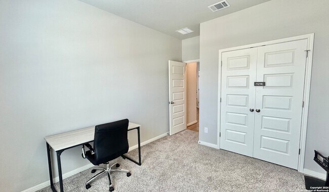 Building Photo - 12927 Irvin Path