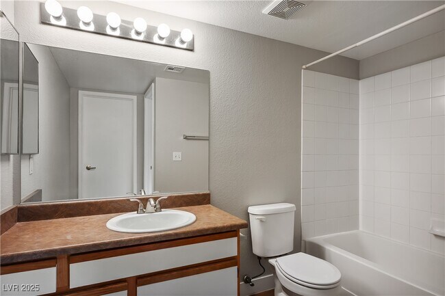 Building Photo - 6650 W Warm Springs Rd