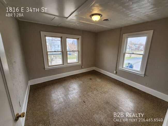 Building Photo - 1816 E 34th St