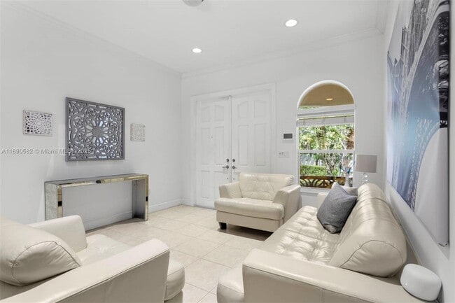 Building Photo - 9339 SW 98th Pl