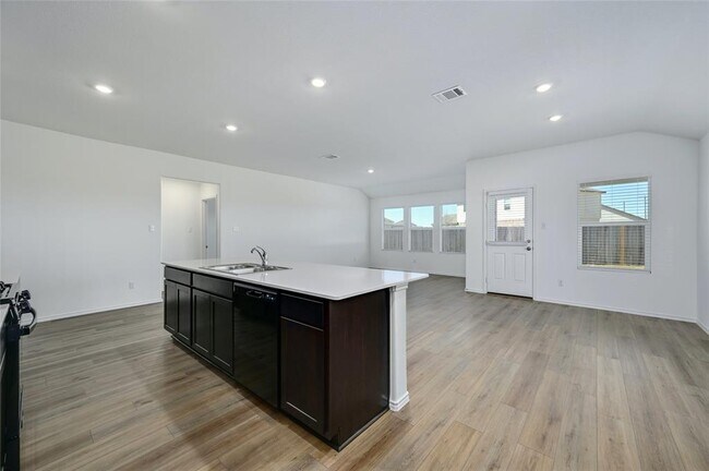 Building Photo - 1015 Ascari Ct