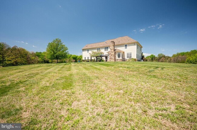 Building Photo - 13071 Haddonfield Ln