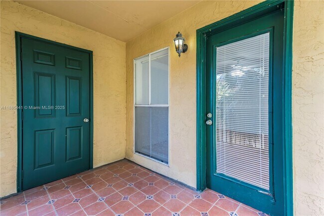 Building Photo - 777 Riverside Dr