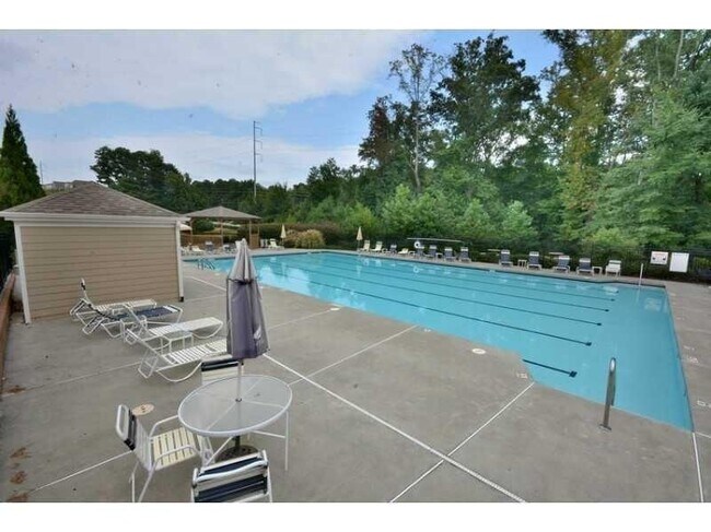 Building Photo - 6127 Prestwood Dr