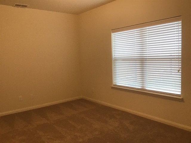Building Photo - 9055 Lone Cypress Dr