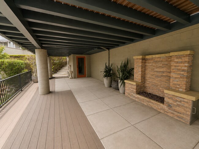 Building Photo - Luxury Hillside Retreat with Expansive Decks, Designer Finishes & Canyon Views