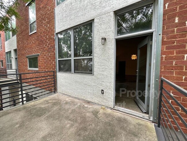 Building Photo - 195 Arizona Ave NE