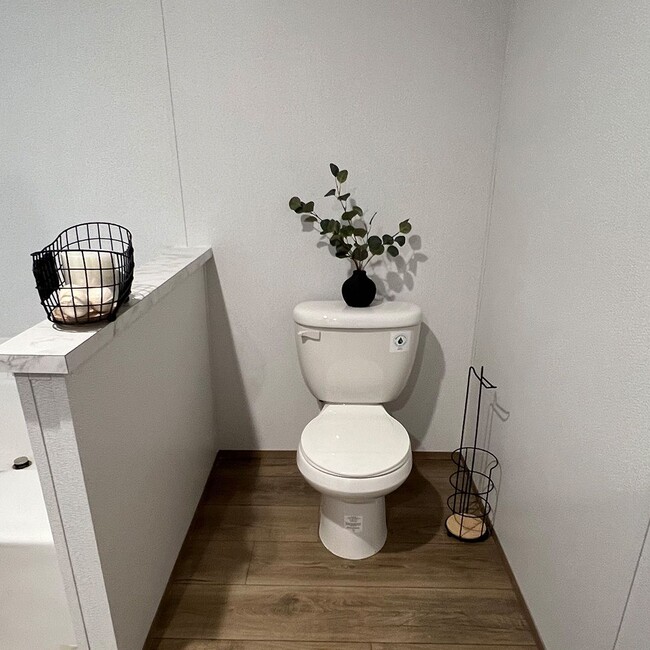 Building Photo - 16800 Jessica Rd