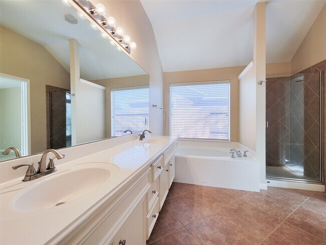 Building Photo - 9514 Garnet Falls Ln