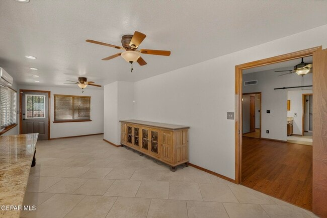 Building Photo - 851 Dulce Tierra Dr