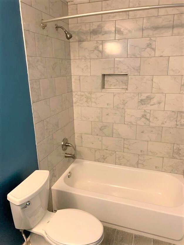 Bathroom 1 - 1027 Curran St NW