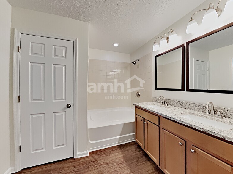 Building Photo - 3078 Angora Bay Dr