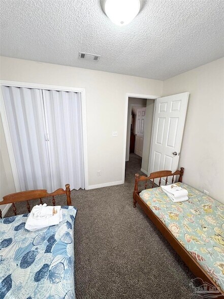 Building Photo - 854 Amberway Dr