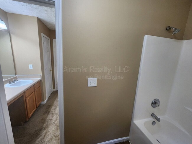 Building Photo - 7266 Tiderace Ct