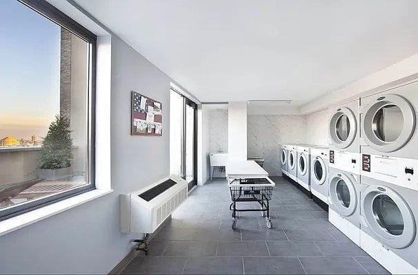 Building Photo - 1 bedroom in Bronx NY 10468