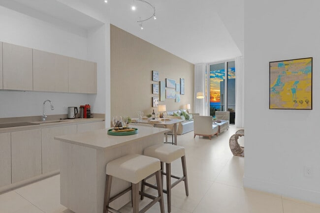 Building Photo - 4111 S Ocean Dr