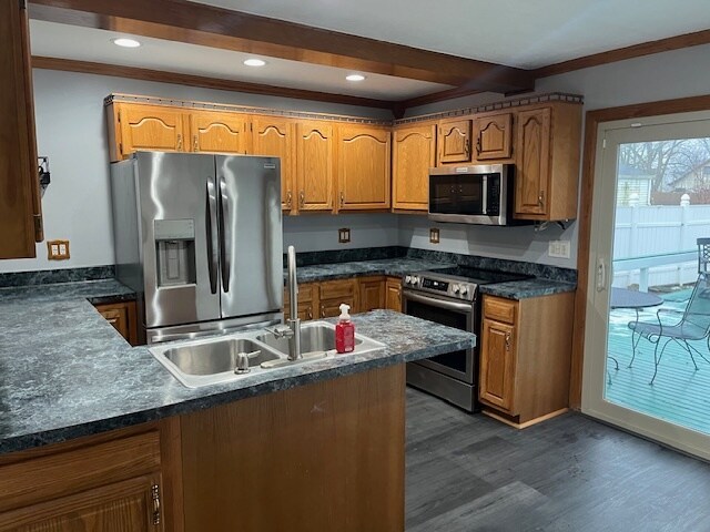 Building Photo - 214 Crim St