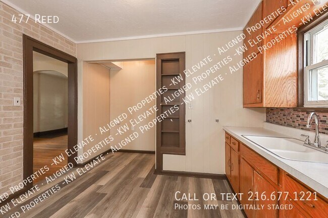 Building Photo - 477 Reed-