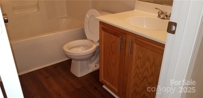 Building Photo - 5473 Harris Cove Dr