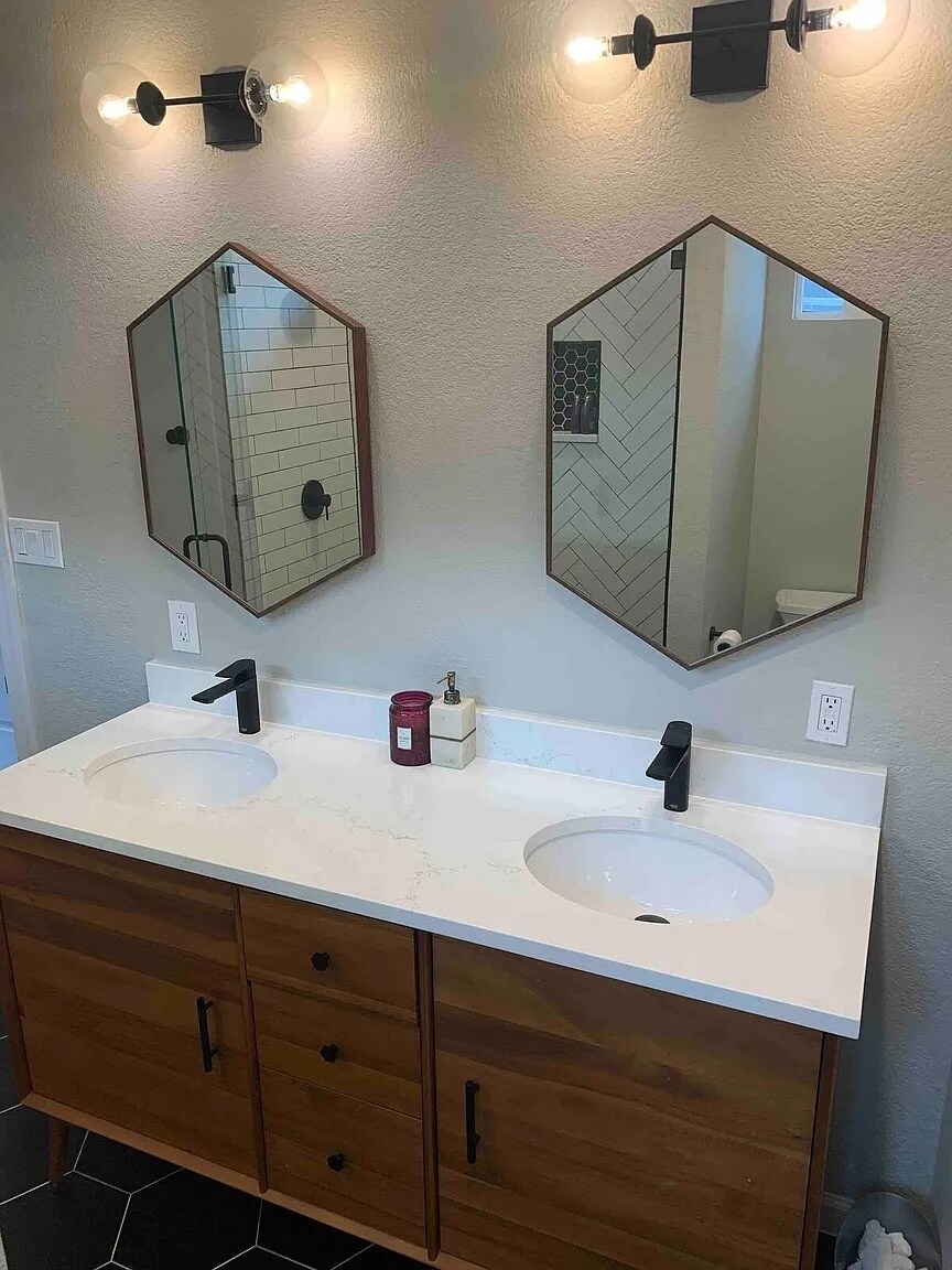 Primary Bath with double sink - 800 Prospect Ave