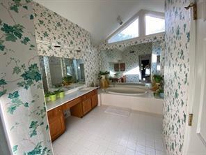 Building Photo - 447 Guilford Cir
