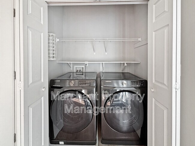 Building Photo - 311 Pampas Ct