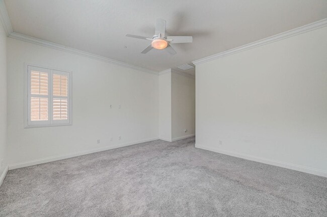 Building Photo - Luxury Single Story 3 Bedroom!