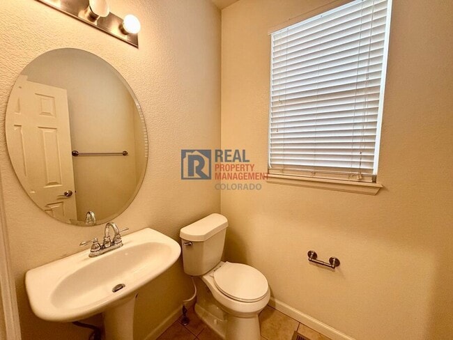 Building Photo - 3670 S Beeler St