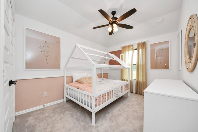 Building Photo - Revolution Way, Missouri City, TX 77489 - 3 BR 2.5 BA single-family home