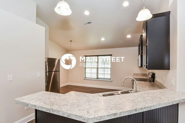 Building Photo - 3 Bedroom Pet-Friendly Home in HARVEST, AL with Main Street Renewal