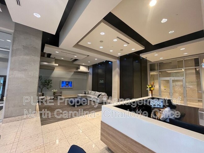 Building Photo - 210 N Church St