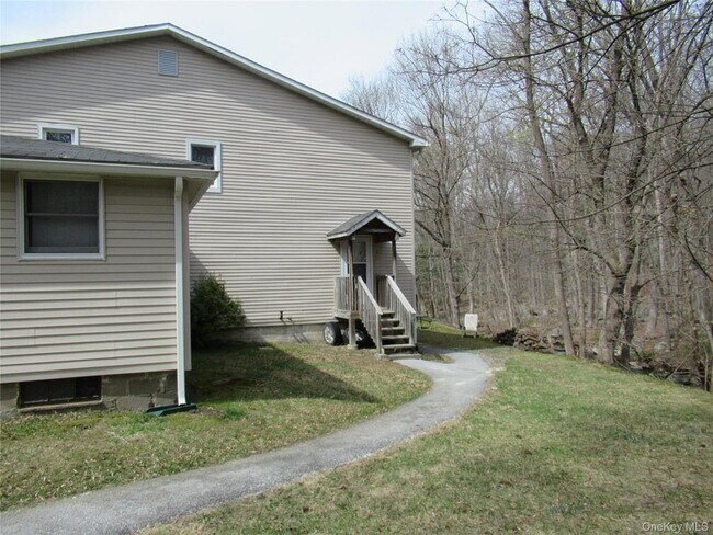 Building Photo - 300 Old Rte 55