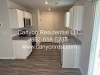 Building Photo - 535 Dayspring Dr