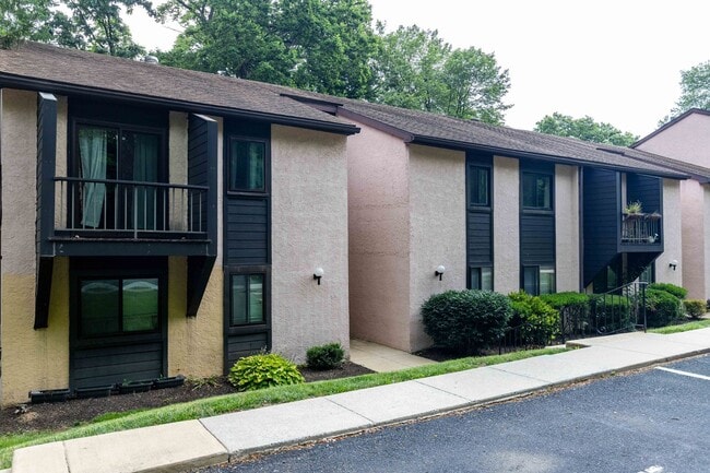 Primary Photo - Spacious 3 Bedroom, 2 Bath Condo in Unionv...