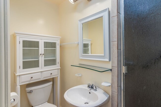 Building Photo - 6641 Murietta Ave