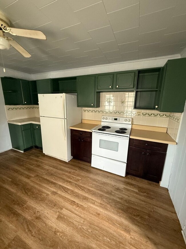 Building Photo - 2 bedroom with a bonus room! Newville PA!
