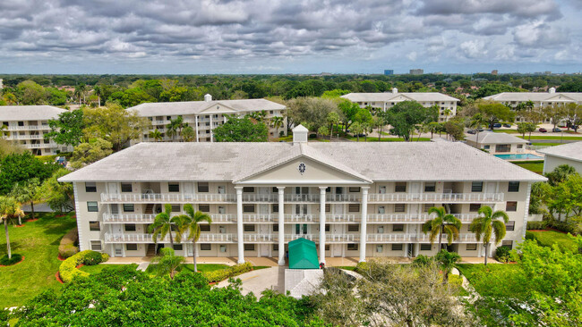 Building Photo - 6025 Balboa Cir