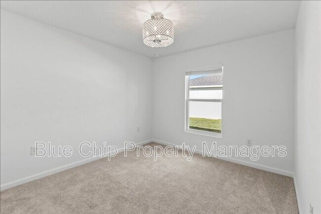 Building Photo - 2295 Green Valley St