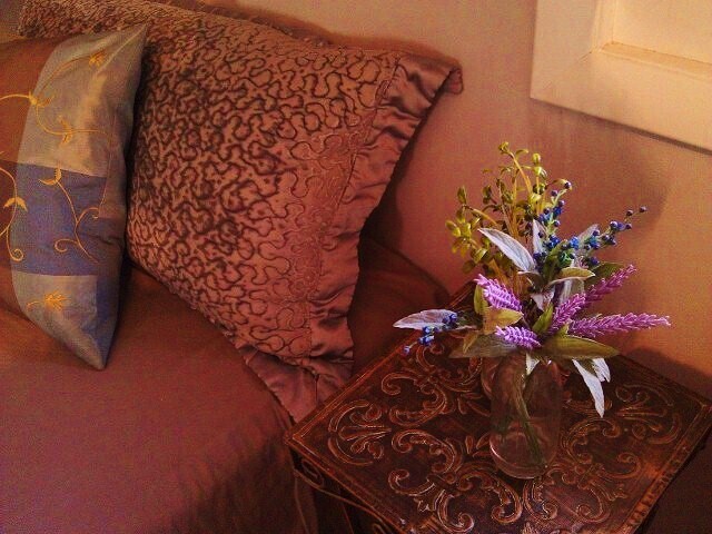 Designer furnished - 20 Elm Ave