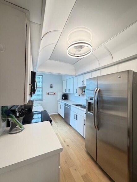 Building Photo - 1180 S Ocean Blvd